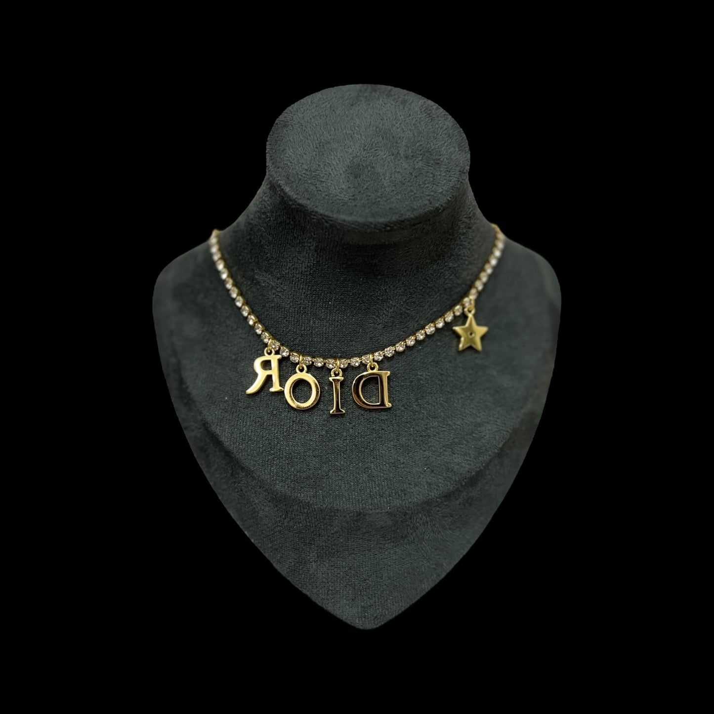 Collar Dior con cristales