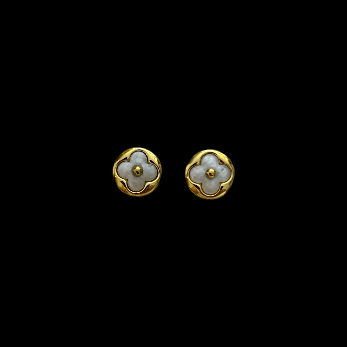 Aretes LV pequeños